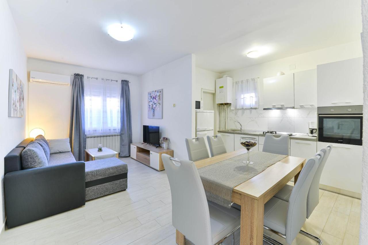 Stadion Apartment *